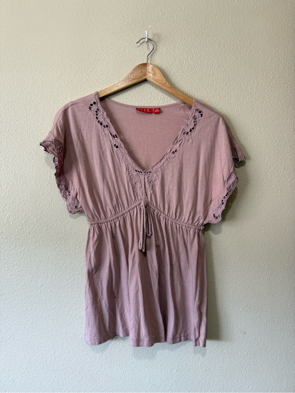 Elle Dusty Mauve Lace-Trim V-Neck Tunic Top